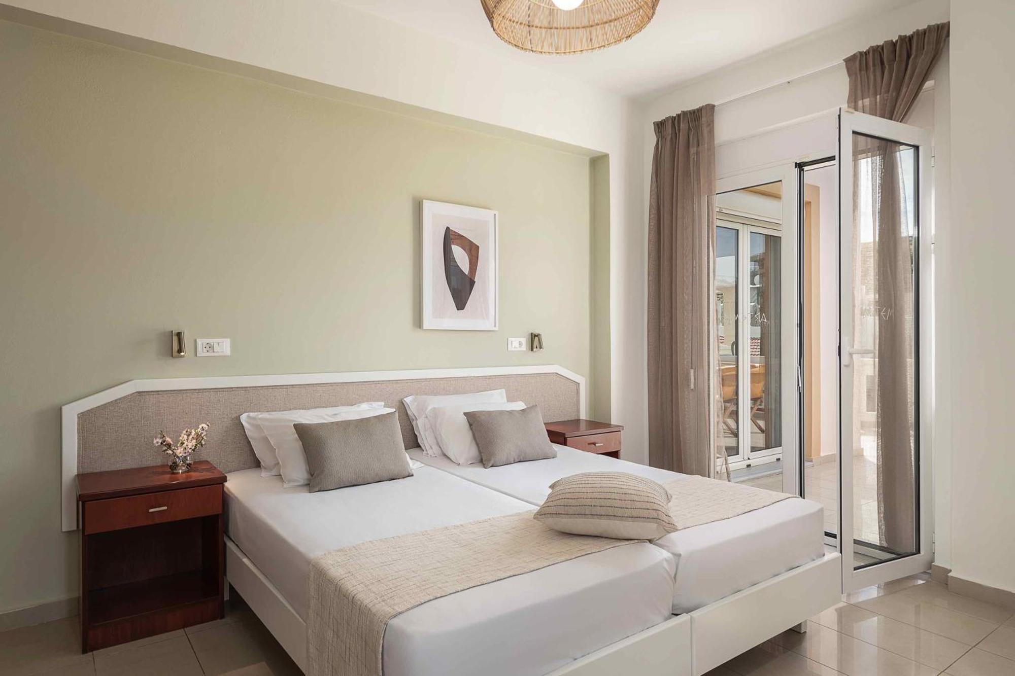 Artemis Apartments Stalós Habitación foto